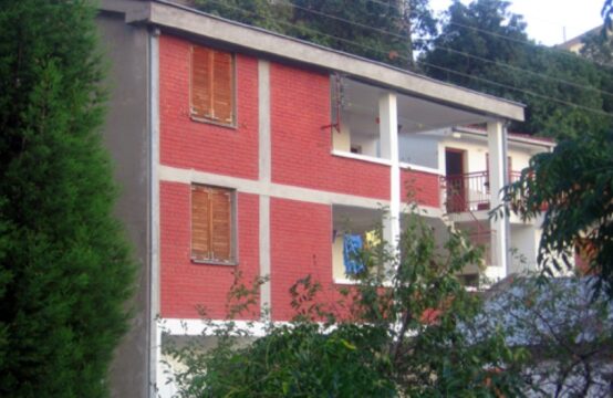 Дом в Сутоморе в месте Горня-Побрье