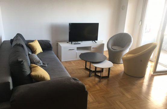 Two bedroom apartment near the university