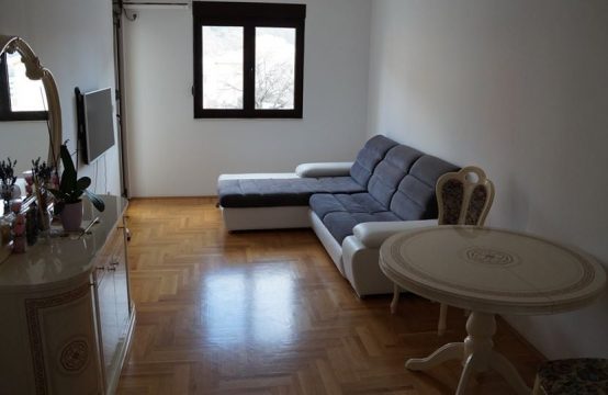One bedroom apartment in a quality building