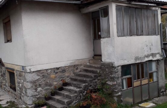 Floor of the house near the city center
