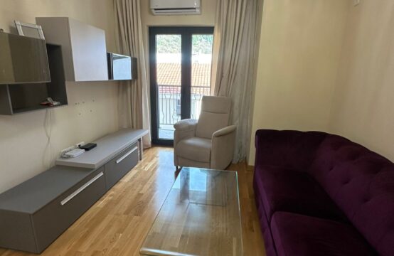 Furnished one-bedroom apartment near HDL market, Budva