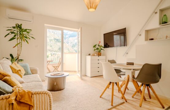 One-bedroom apartment with a gallery, parking, and a beautiful sea view